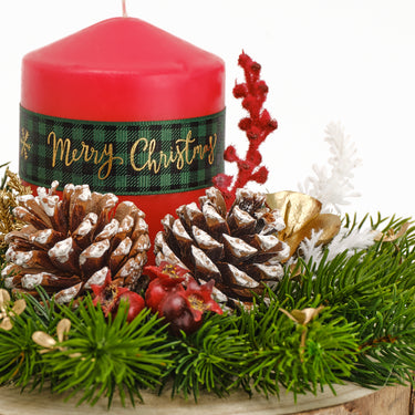 Christmas Centerpiece Ð Red Broad Candle