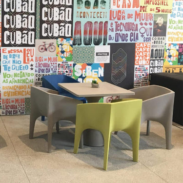 FLUT SQUARE TABLE IN GREY