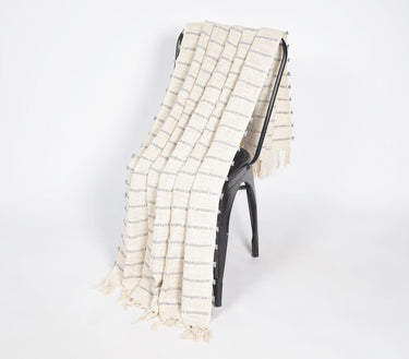 Handwoven Striped Cotton Throw with Tassels Q5-Chateaux ME