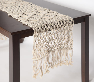 Macrame Table runner-Chateaux ME